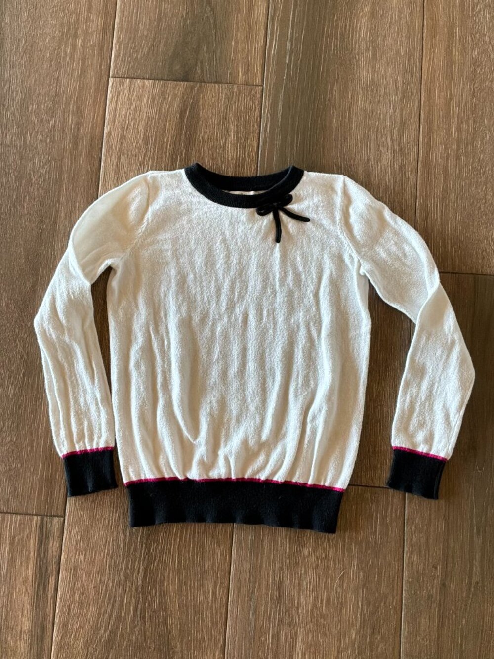 Kate Spade girls 100% cotton bow sweater size small (7-8 yrs)